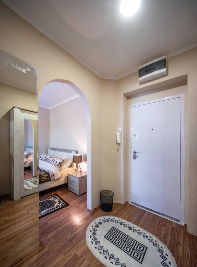 Apartment Africa Belgrado Exterior foto
